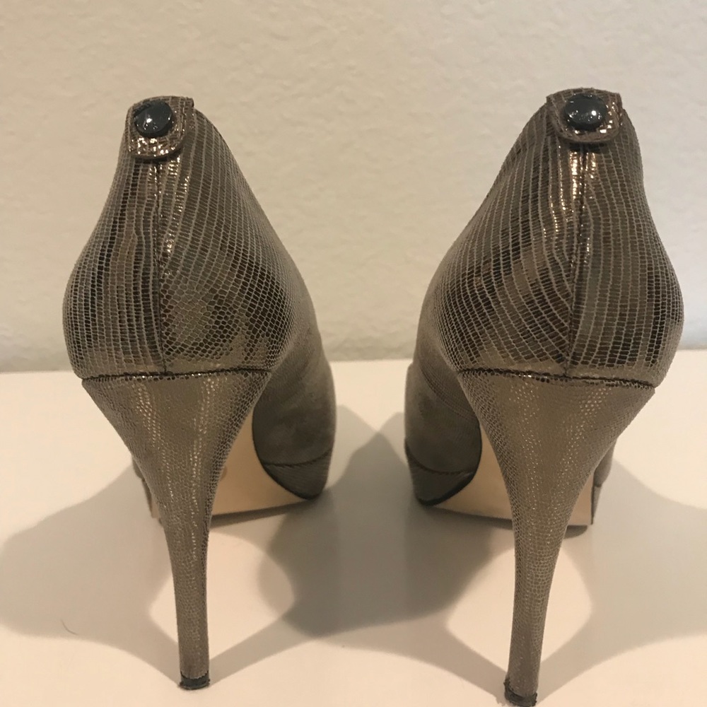 Heels - Picture 5 of 6